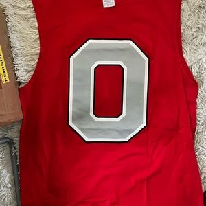 New men’s Ohio State sleeveless shirt size Lg